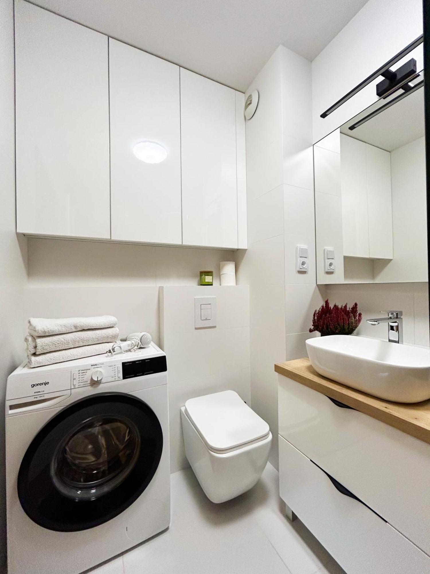 Lumina Stylish 3-Room Apart With Balcony Lódź Exterior foto